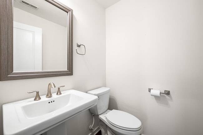 Foto del edificio - 1857 Boulder Dr