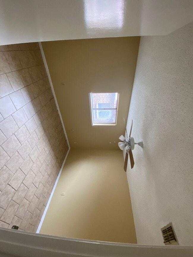 Foto del edificio - Nice 4 bdrm home in Flour Bluff area