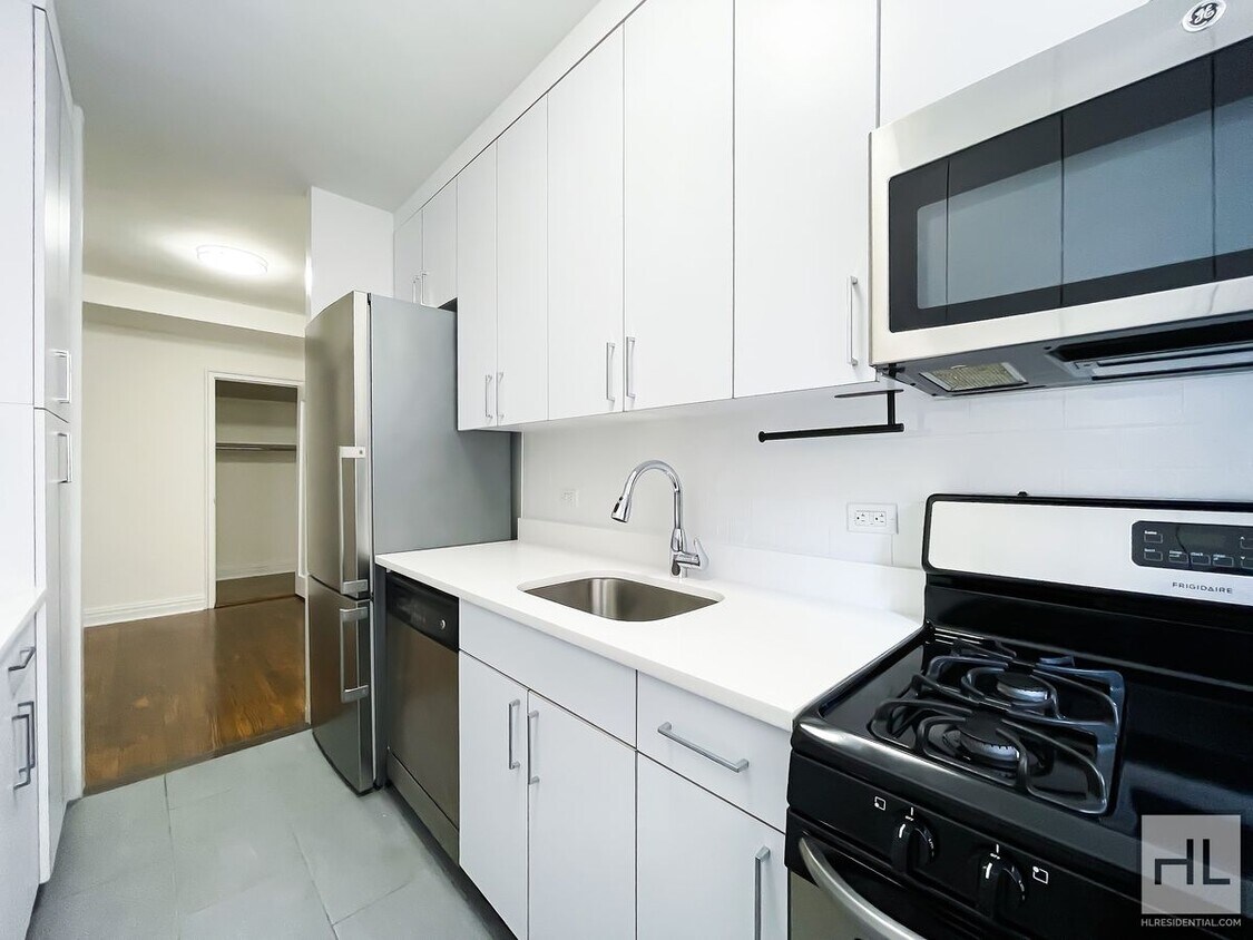 Foto del edificio - FIFTH AVENUE