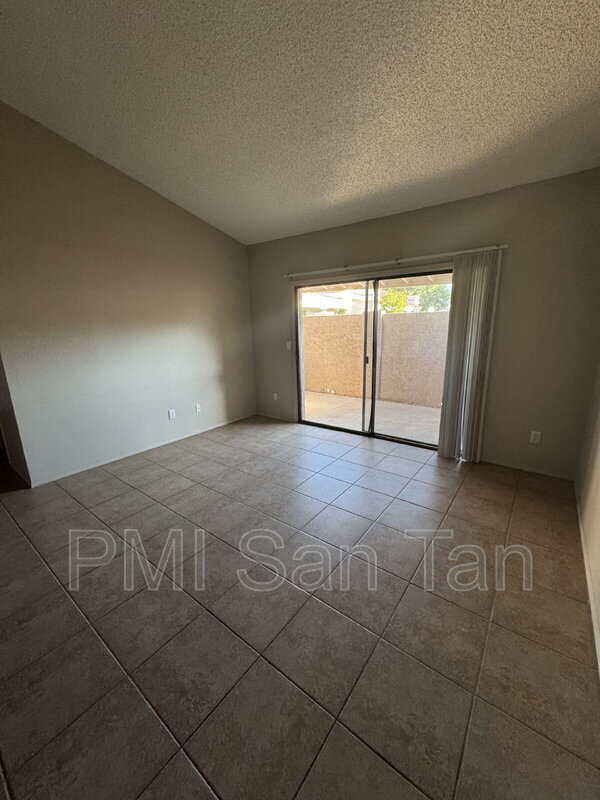 Foto del edificio - 3030 S Alma School Rd