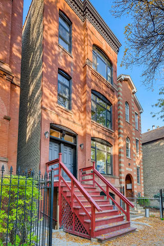 Primary Photo - 1040 N Wood St