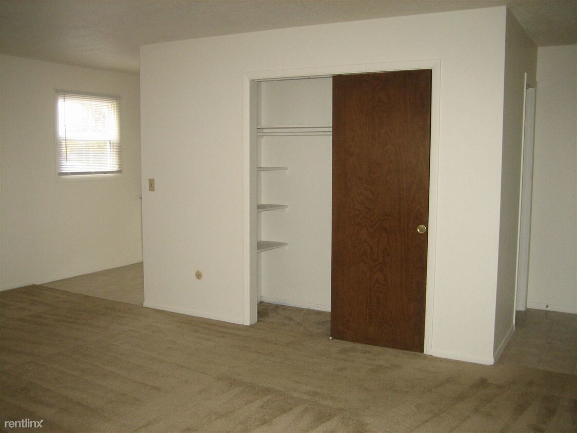 Building Photo - 507 E Park St