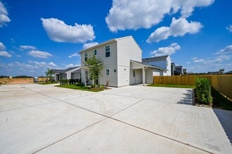 Building Photo - 30529 Bladnoch Ln