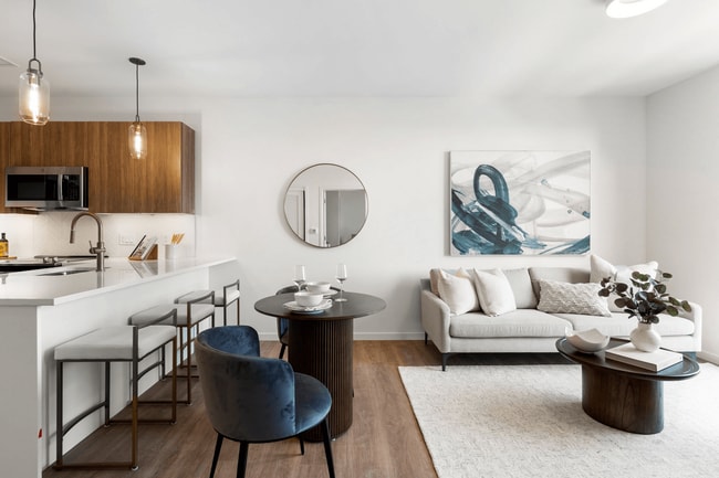 Photo - Hew at 1515 Apartments