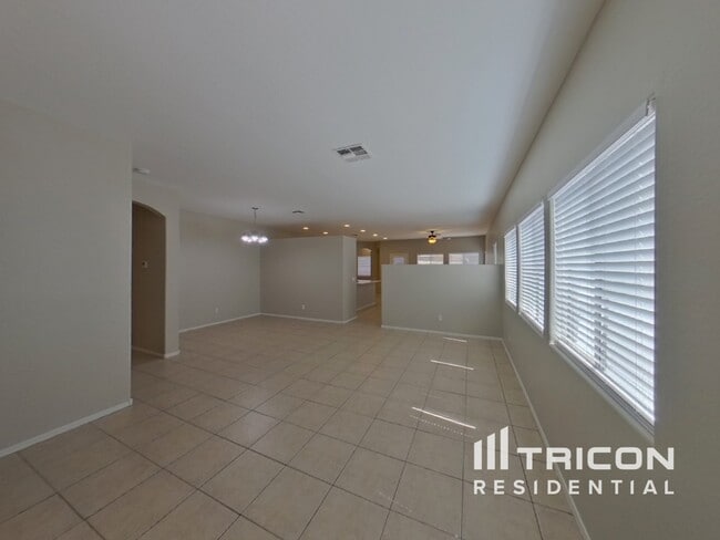 Building Photo - 12914 W Corrine Dr