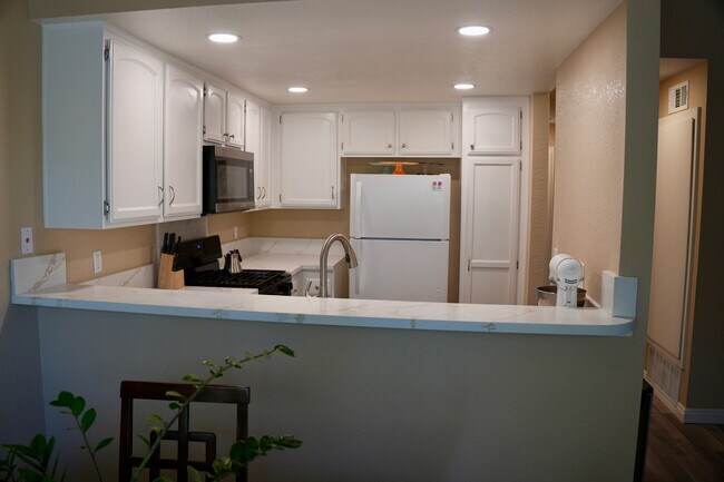 Foto del edificio - 22234 S Vermont Ave