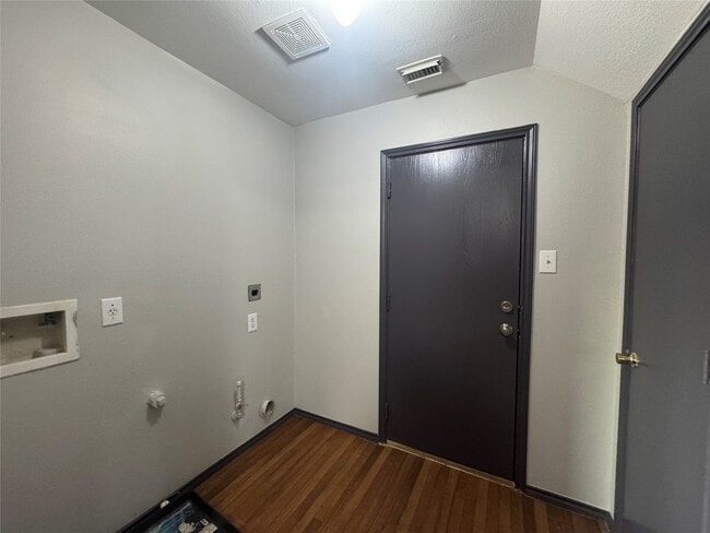 Foto del edificio - 12714 Windy Summer Ln