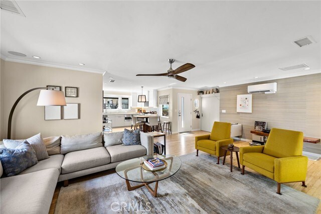 Building Photo - 255 Nyes Pl