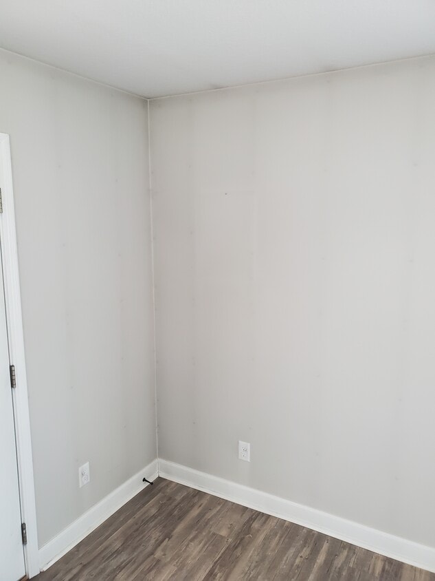 Building Photo - Nussbaum