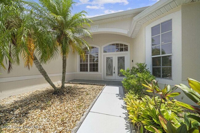 Foto del edificio - 816 Autumn Glen Dr