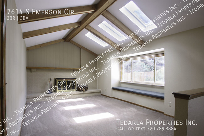 Building Photo - 7614 S Emerson Cir