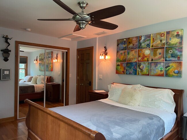 Foto del edificio - 336 Chunns Cove Rd