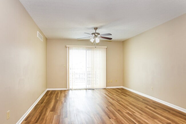 Building Photo - 3468 Whisper Creek Dr