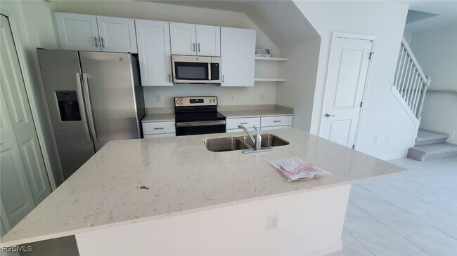 Foto del edificio - 14207 Oviedo Pl