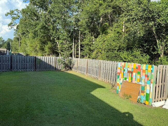 Foto del edificio - 139 Cedar Chase Ln