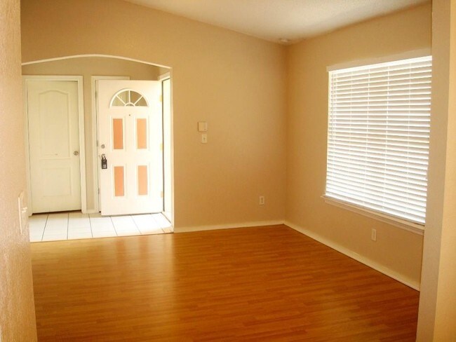 Building Photo - 12532 Alicia Arzola Dr