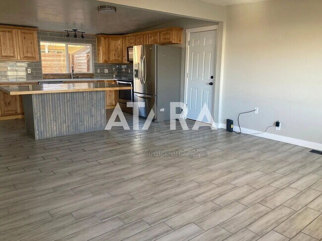 Foto del edificio - 3213 Rushton Ln