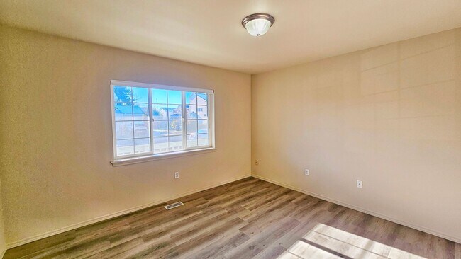 Foto del edificio - Beautiful 5 bed 2.5 Bath Home in Renton Highlands