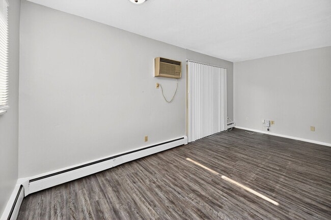 Building Photo - 3505 Telford St