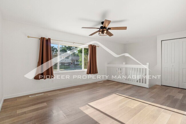 Building Photo - 4-Bed/ 2 bath Home with Large Carport, 1 C...