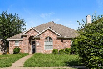 Building Photo - 4716 Park Bend Dr