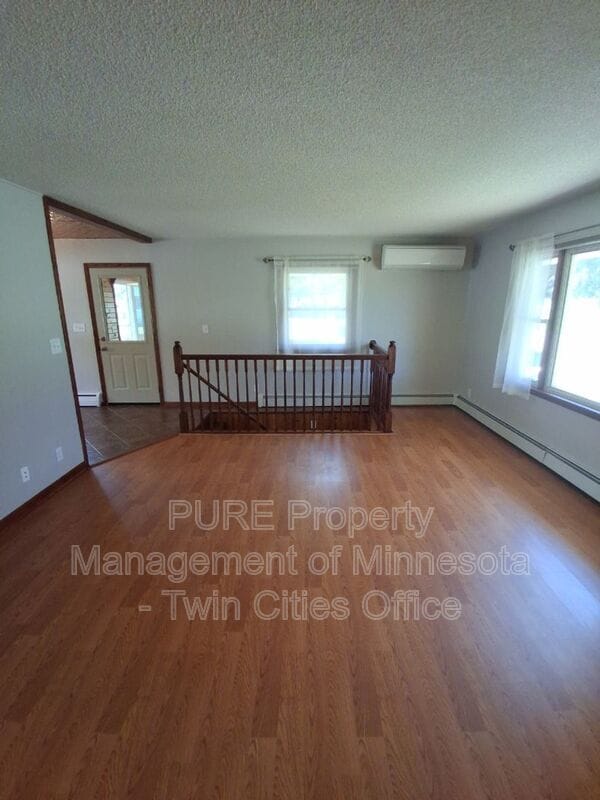 Building Photo - 1303 5th Ave S