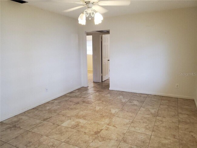 Building Photo - 1454 Seabreeze St