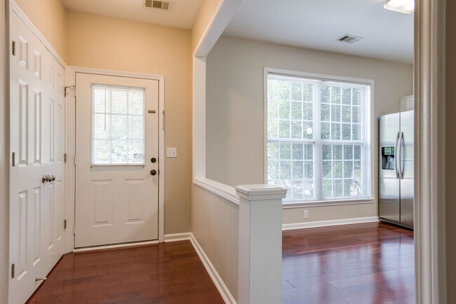Building Photo - 601 Old Hickory Blvd