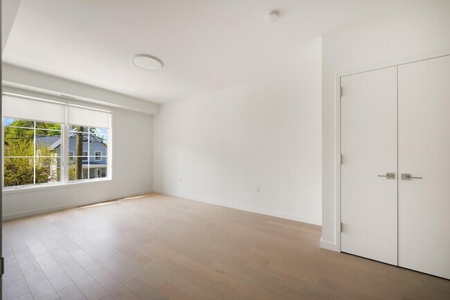 Foto del edificio - 7 S Highland Ave