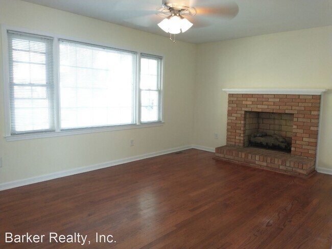 Foto del edificio - 3 br, 1.5 bath House - 604 McMakin Street