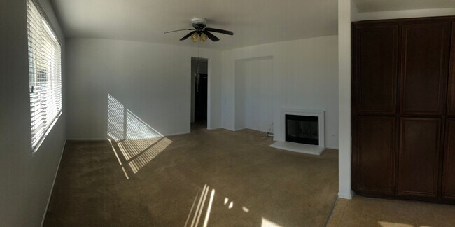Foto del edificio - Your 4 bedroom / 3 bathroom home in Perris