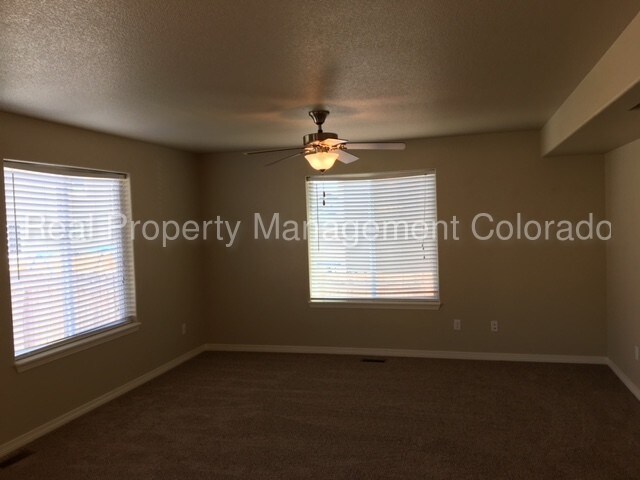 Building Photo - 6245 Wild Turkey Dr