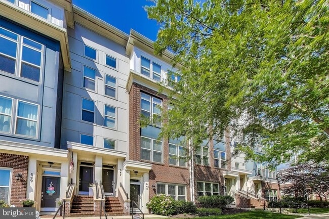 Photo - 645 Diamondback Dr Townhome