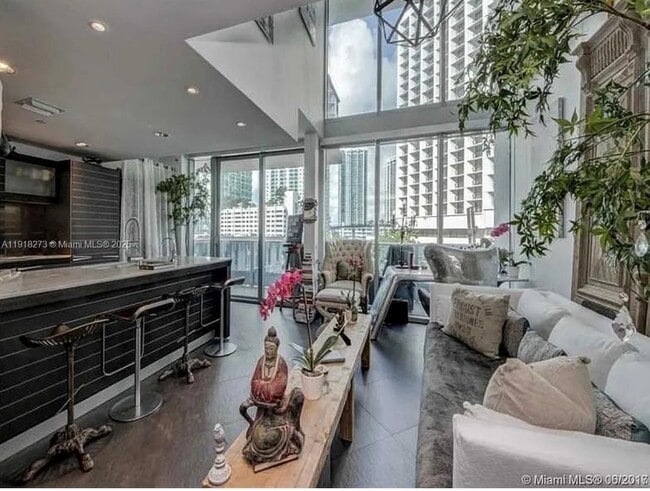 Foto del edificio - 200 Biscayne Boulevard Way