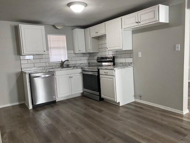 Foto del edificio - 430 W. 7th St