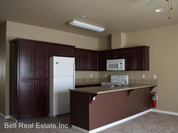 Building Photo - 943 Hilyard St