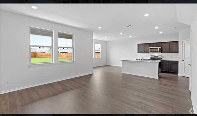 Building Photo - 3020 Frazier St
