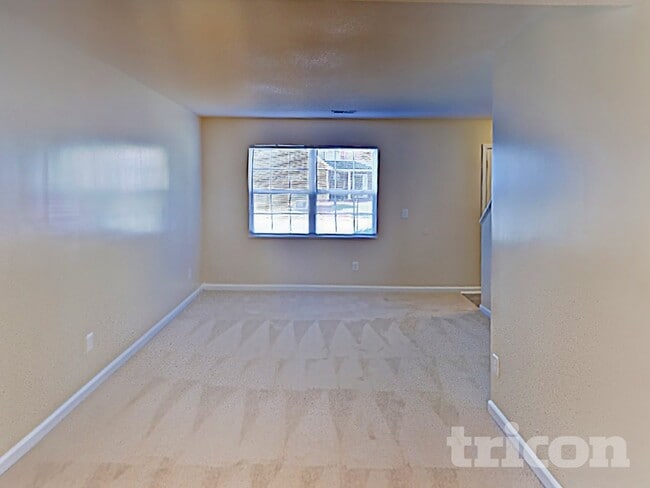 Foto del edificio - 521 Halleck Ln