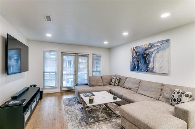 Foto del edificio - 7510 Riverbrook Dr