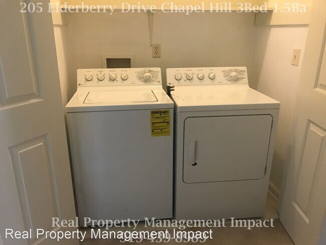 Foto del edificio - 3 br, 1.5 bath House - 205 Elderberry Drive