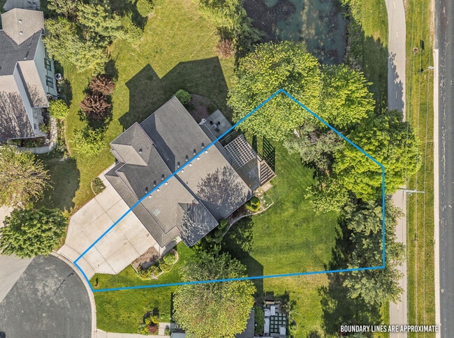 Building Photo - 5911 E Open Meadow