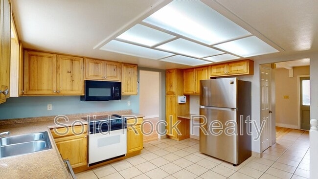 Foto del edificio - 535 Silver Spring Cir