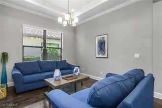 Building Photo - 9126 Trivoli Ter