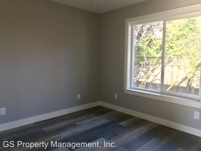 Building Photo - 3439 Machado Ave