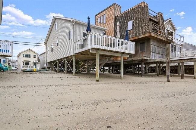 Foto del edificio - 43 Shoreline Dr
