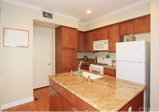 Building Photo - 40 Quartz Ln