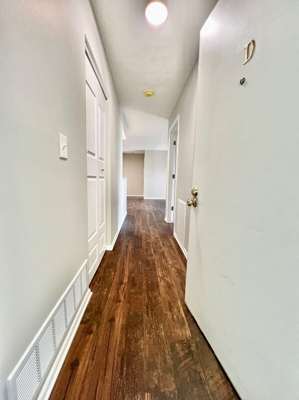 Foto del edificio - 2265 Hedgerow Road
