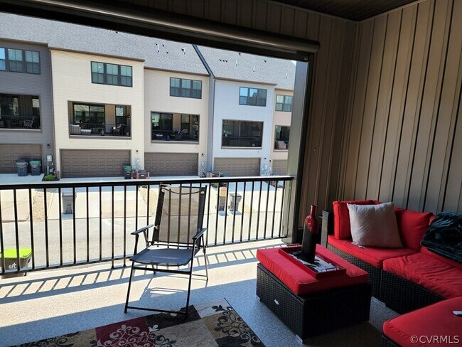 Building Photo - 14333 Revelry Blvd