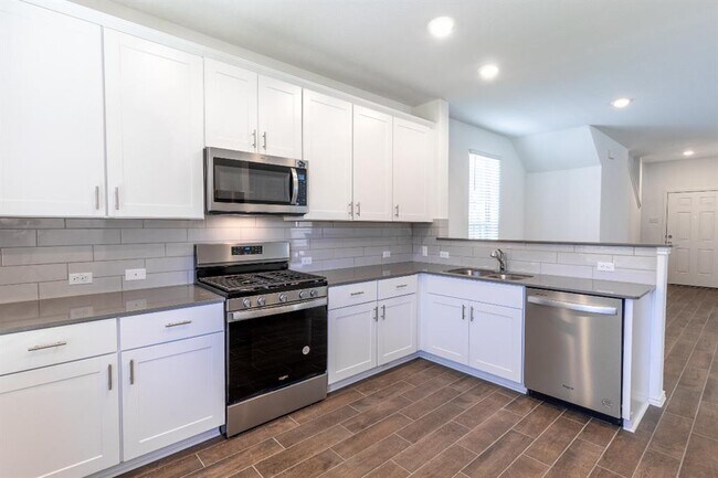 Building Photo - 308 Redonda Dr