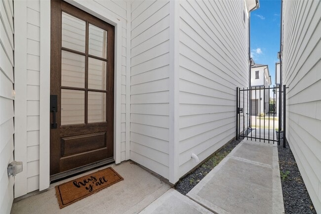 Building Photo - 3444 Bolin Rd